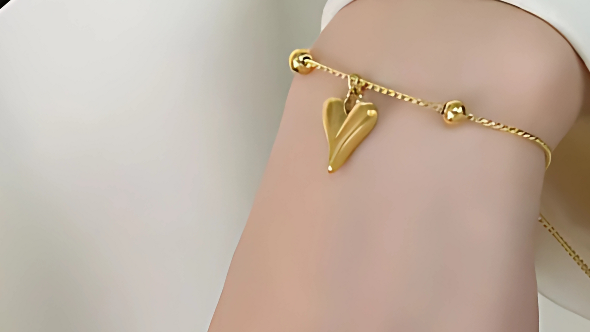 Elevate Your Everyday Look with Elegant Bracelets