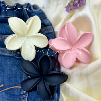 Pack Of 3 Daisy Flower Clips