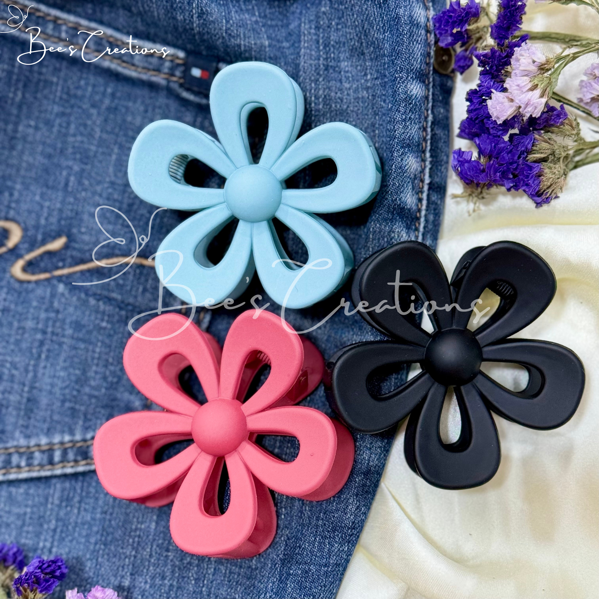 Pack Of 3 Hollow Flower Claw Clips