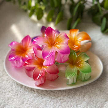 Wild Tropical Claws - Medium