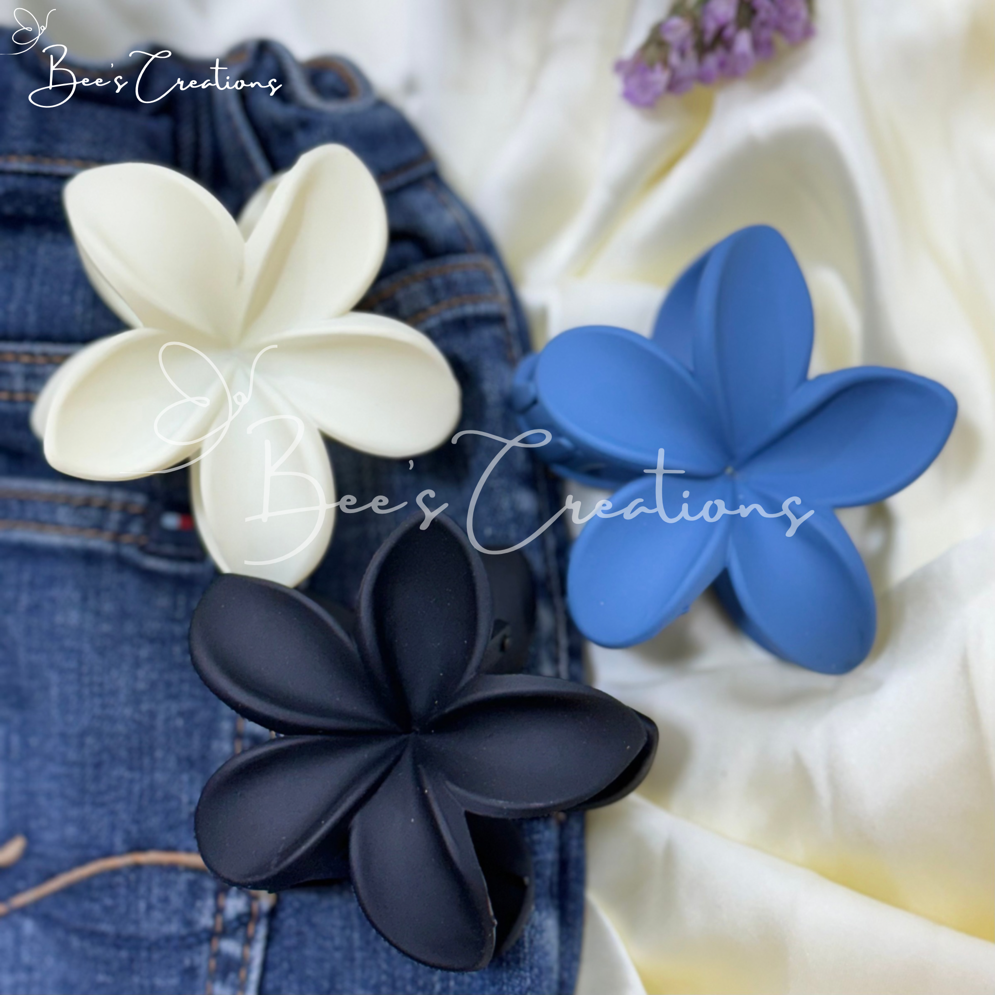 Pack Of 3 Daisy Flower Clips