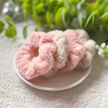 TeddyFluff Scrunchie - Random