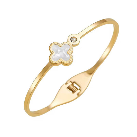Clover Cuff