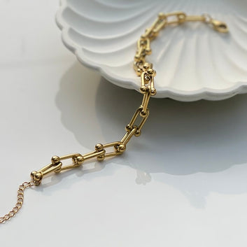 Goldenspire Bracelet