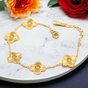 Gold Clover Bracelet