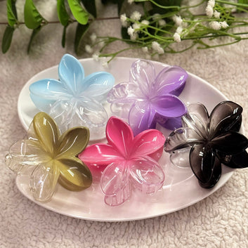 Cloud Petal Claw