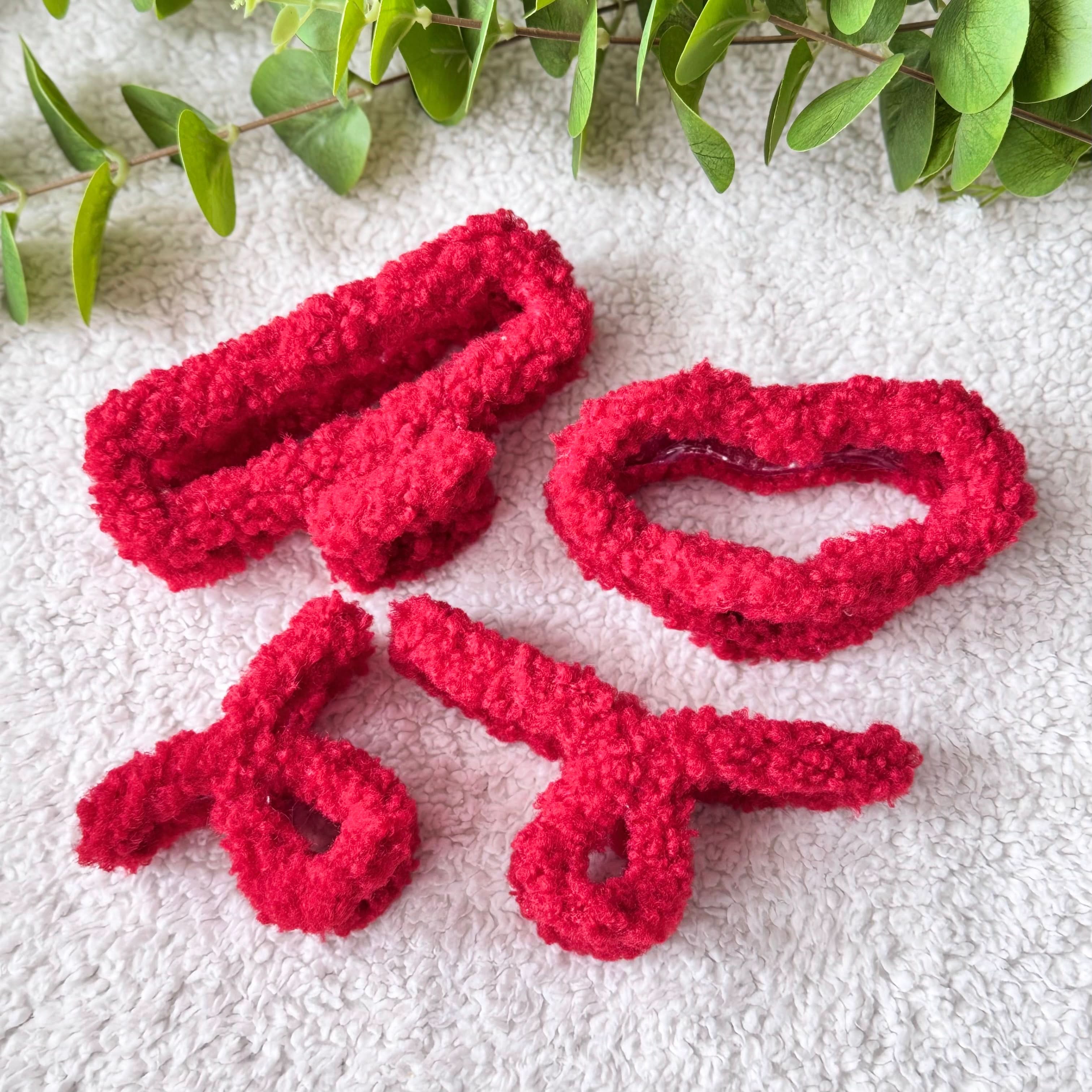 Rosé Fluff Claw Clips (4 Styles) | Furry Hair Clips Pakistan ...