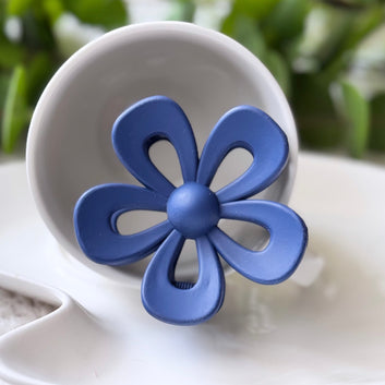 Pack Of 3 Hollow Flower Claw Clips