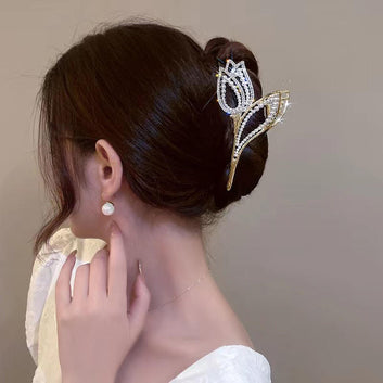 Petal Pearl Claw