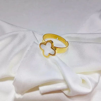 Clovora Ring