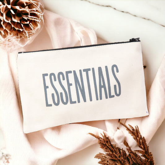 ESSENTIALS - Pouch