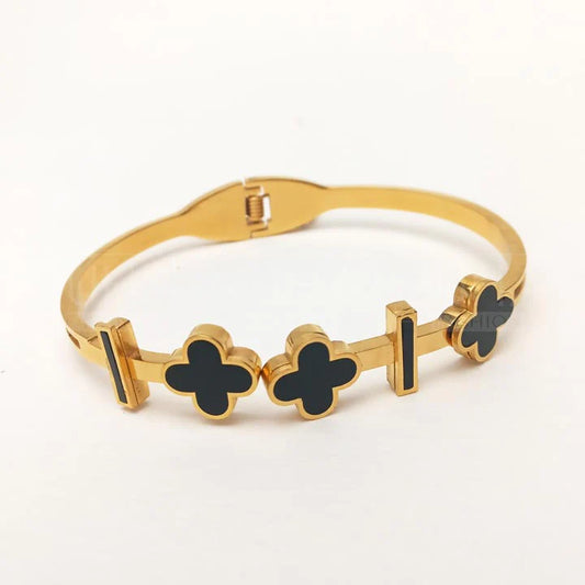 Cloverleaf Cuff